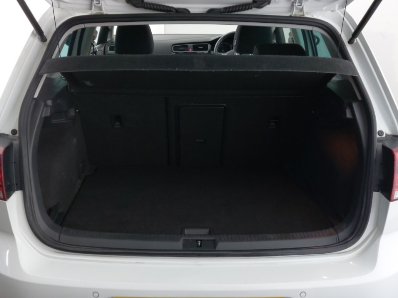 Used Volkswagen Golf 2017 for sale - 76455977: Photo 8