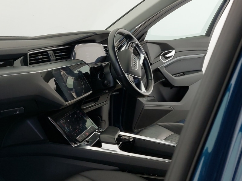 Used Audi e-tron 2021 for sale - 77947898: Photo 11