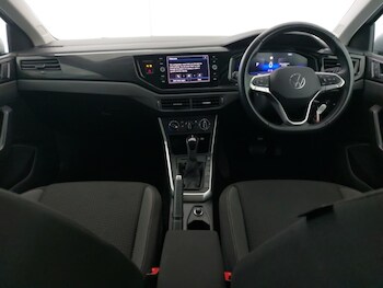 Used Volkswagen Polo 2024 for sale - 77035000: Photo