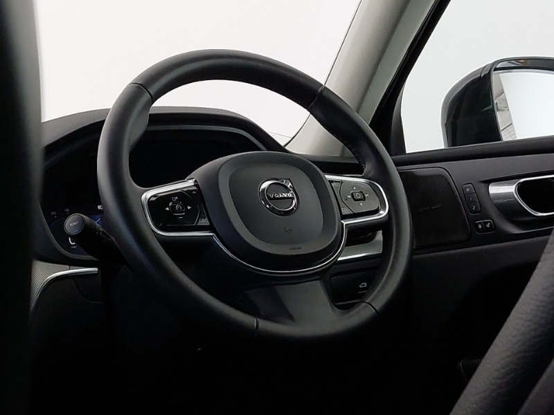 Used Volvo XC60 2023 for sale - 77126315: Photo 10