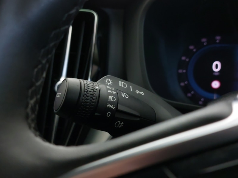 Used Volvo XC60 2023 for sale - 77126315: Photo 14