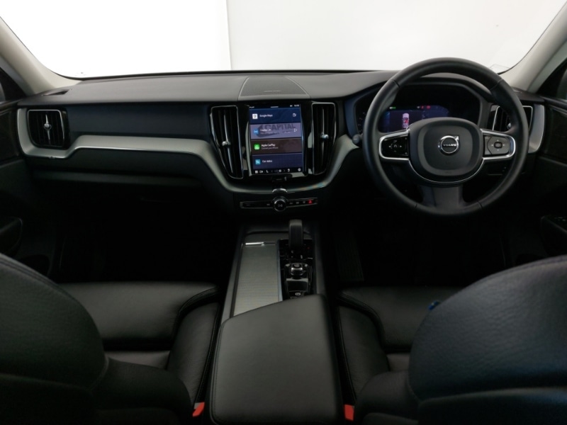 Used Volvo XC60 2023 for sale - 77126315: Photo 2