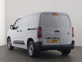 Used Citroen Berlingo 2024 for sale - 76083276: Photo