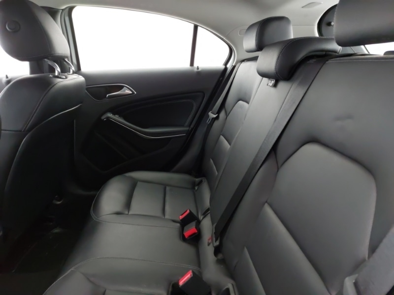 Used Mercedes-Benz A-Class 2017 for sale - 76343519: Photo 6