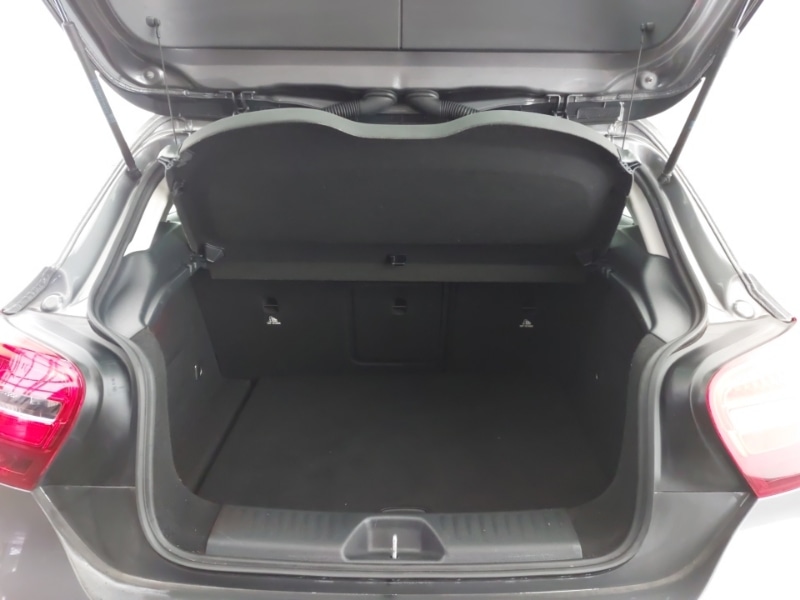 Used Mercedes-Benz A-Class 2017 for sale - 76343519: Photo 8