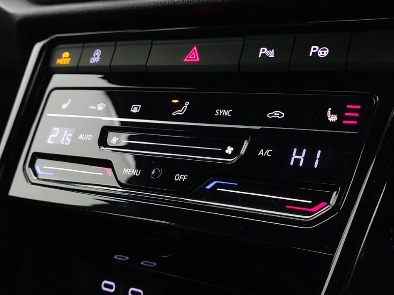 Used Volkswagen T-Roc 2022 for sale - 77458082: Photo 15