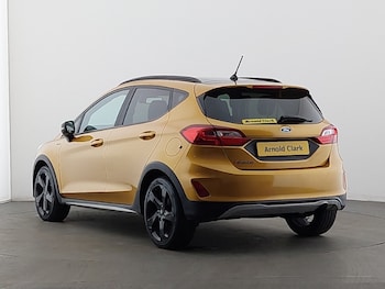 Used Ford Fiesta 2018 for sale - 78660957: Photo