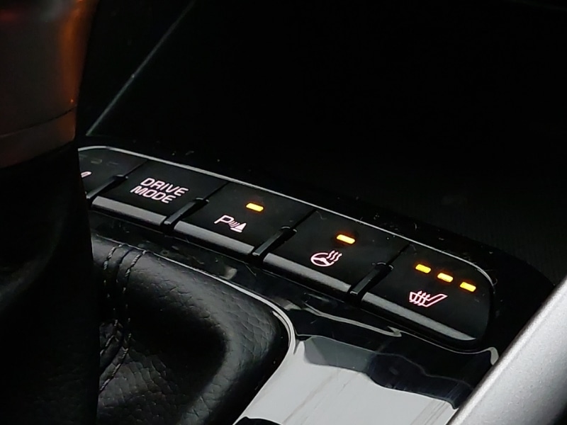 Used Kia Stonic 2023 for sale - 77209269: Photo 16