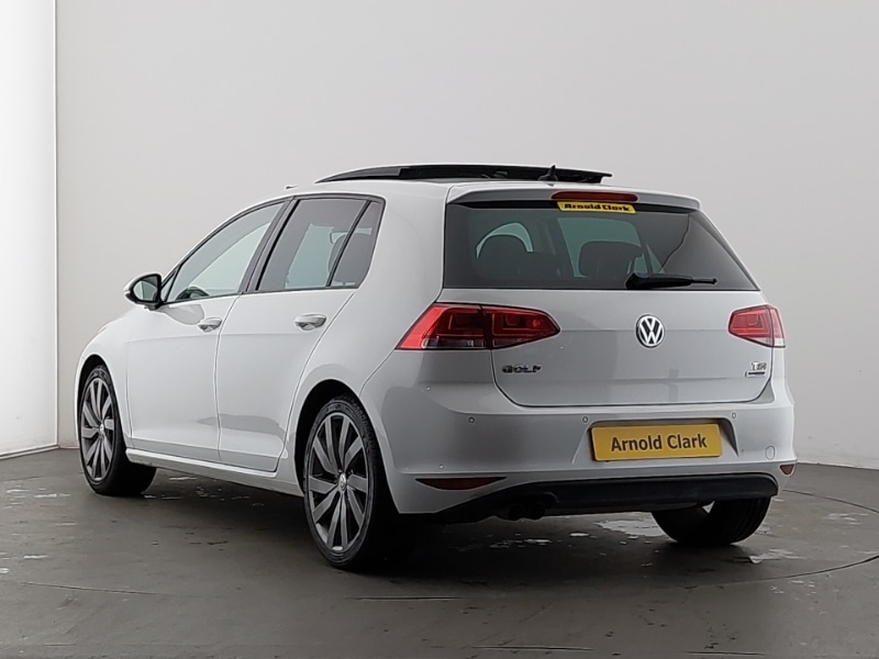 Used Volkswagen Golf 2017 for sale - 76523943: Photo 3