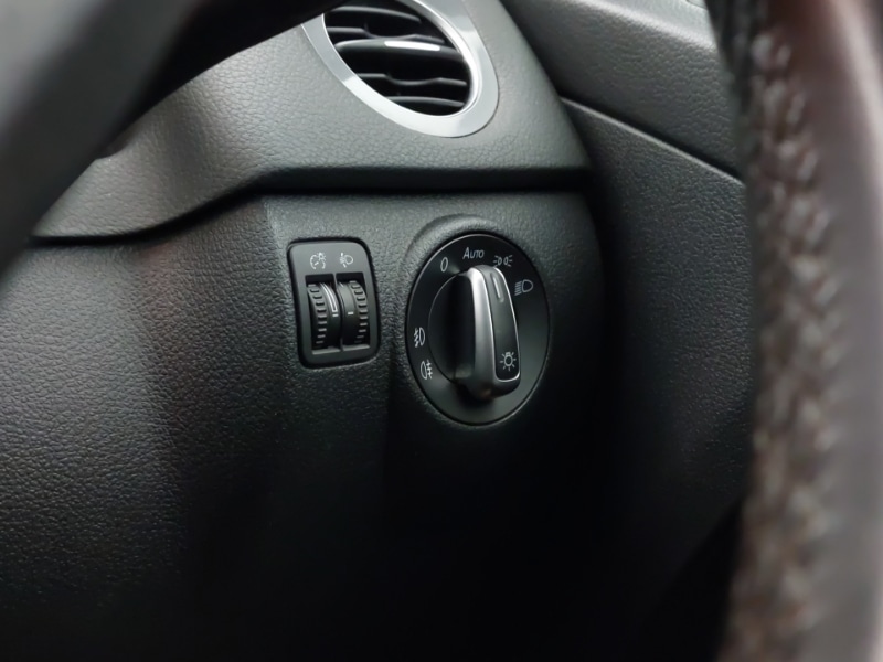 Used Volkswagen Tiguan 2015 for sale - 77536662: Photo 13