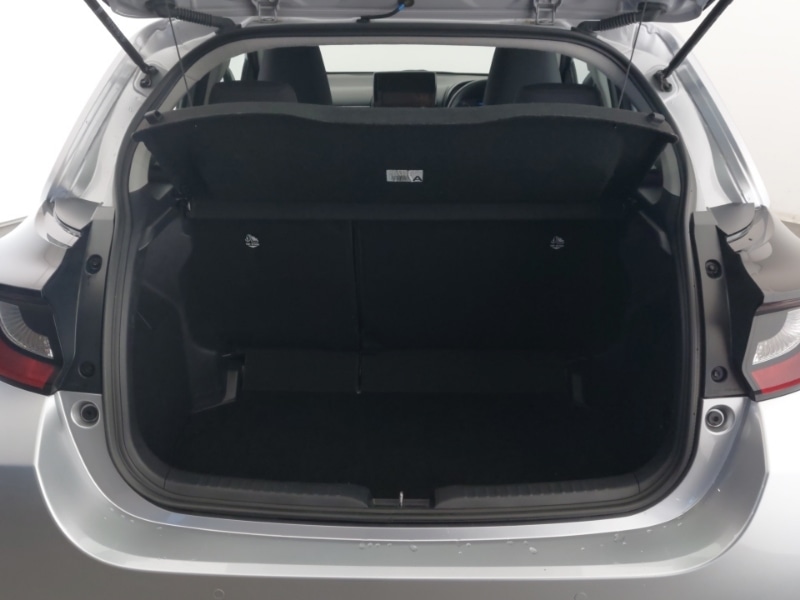 Used Mazda Mazda2 HYBRID 2024 for sale - 76493251: Photo 8