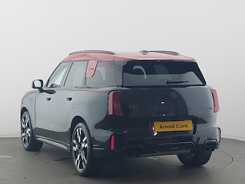 Used MINI Countryman 2024 for sale - 77035002: Photo