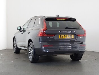Used Volvo XC60 2024 for sale - 75910112: Photo
