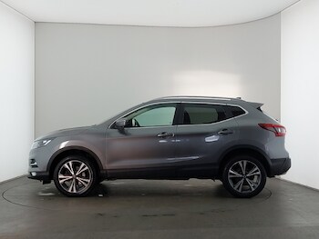 Used Nissan Qashqai 2018 for sale - 77240998: Photo