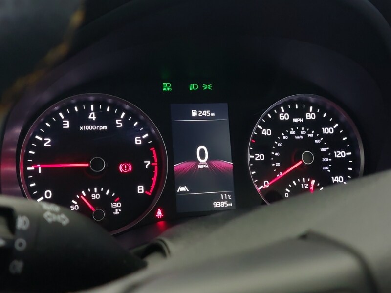 Used Kia Stonic 2023 for sale - 77767429: Photo 19