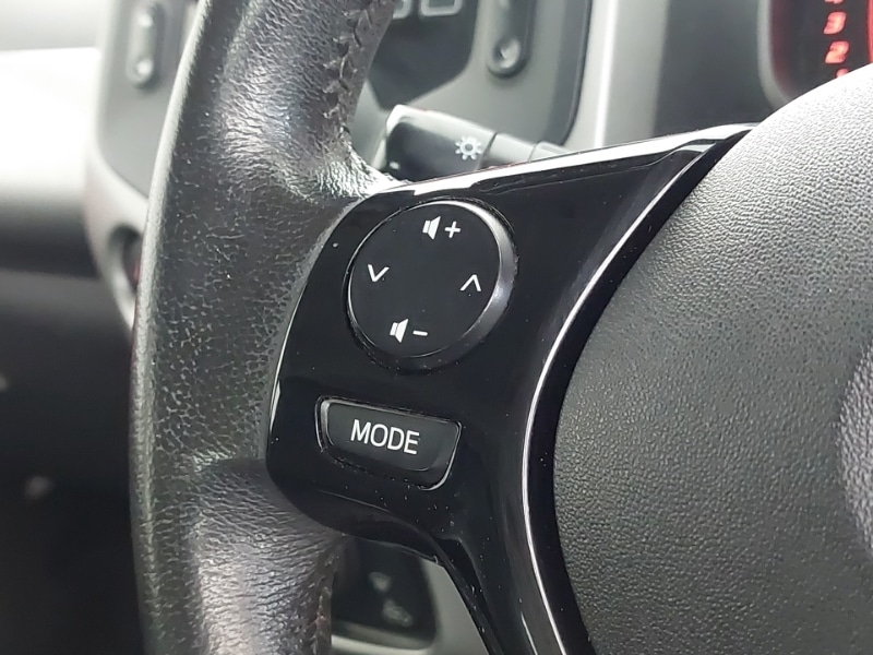 Used Toyota AYGO 2015 for sale - 76408220: Photo 12