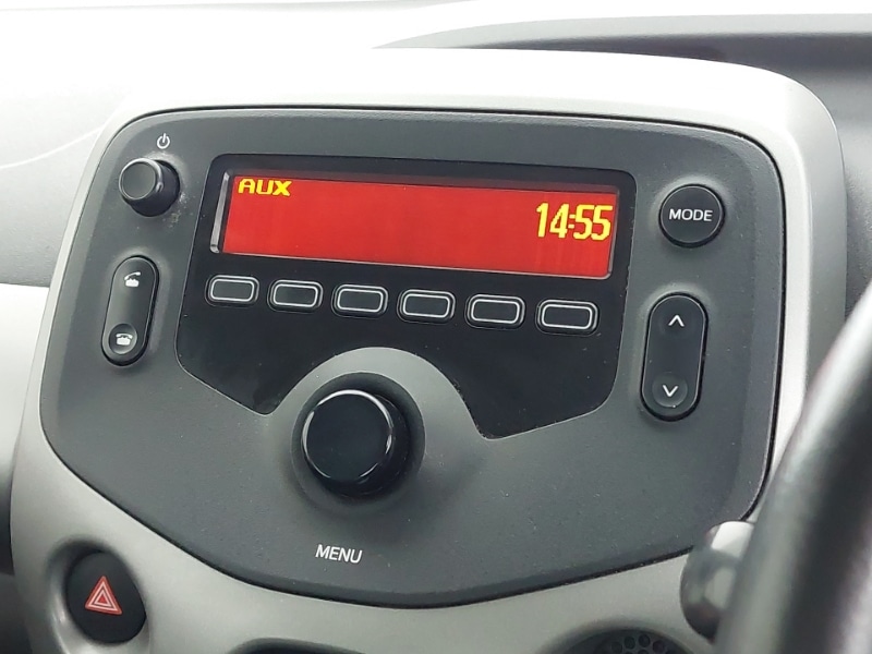 Used Toyota AYGO 2015 for sale - 76408220: Photo 15