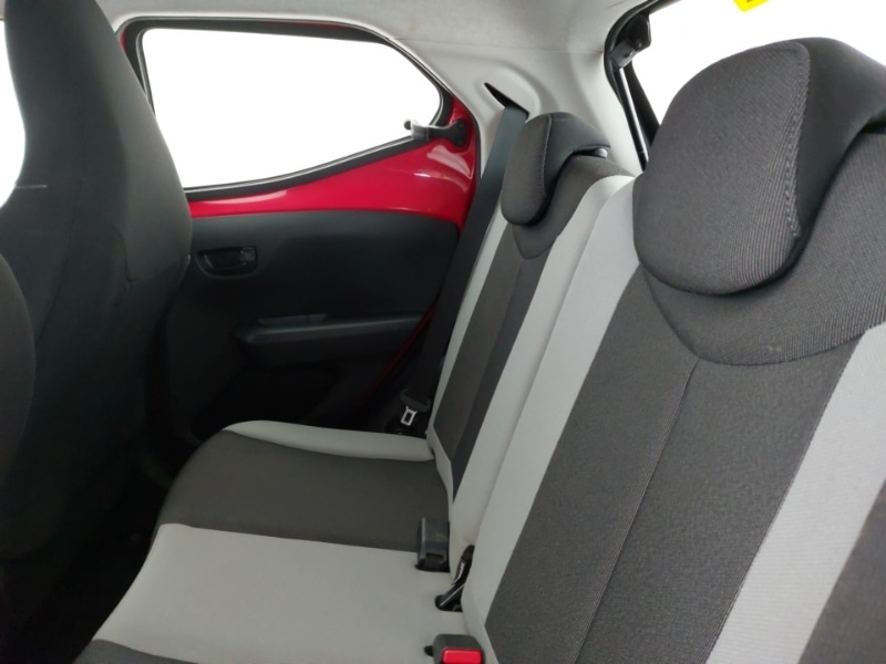 Used Toyota AYGO 2015 for sale - 76408220: Photo 6