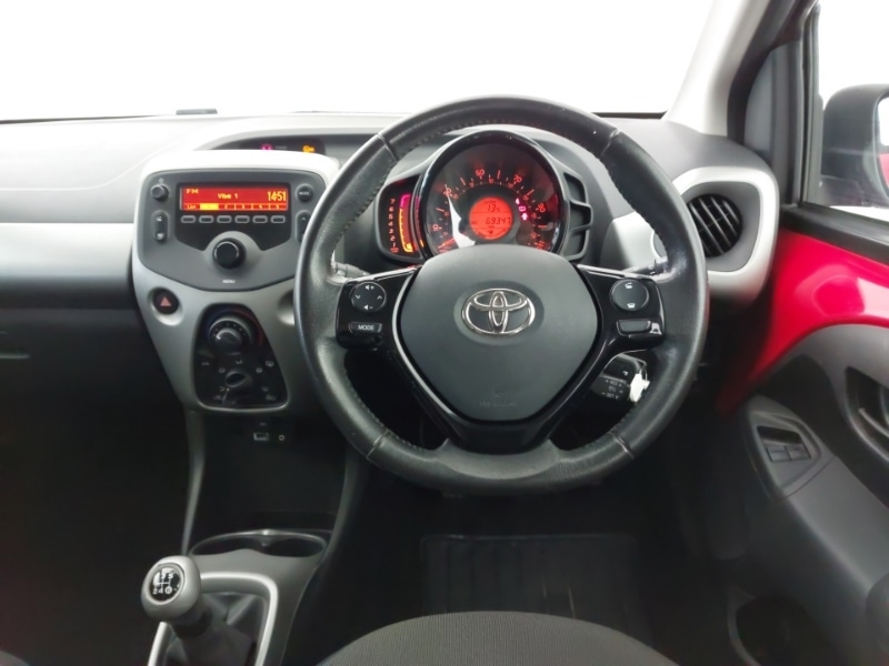 Used Toyota AYGO 2015 for sale - 76408220: Photo 7