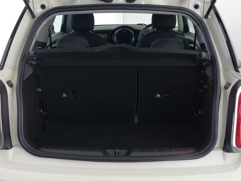 Used MINI Hatch 2018 for sale - 78114075: Photo 8