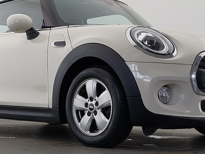 Used MINI Hatch 2018 for sale - 78114075: Photo 9