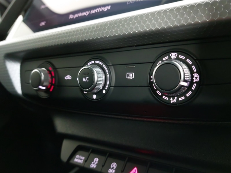 Used Audi A1 2024 for sale - 76639137: Photo 16