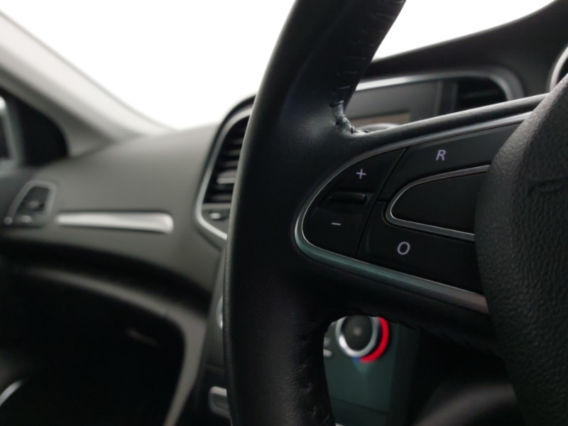 Used Renault Megane 2019 for sale - 77366279: Photo 16