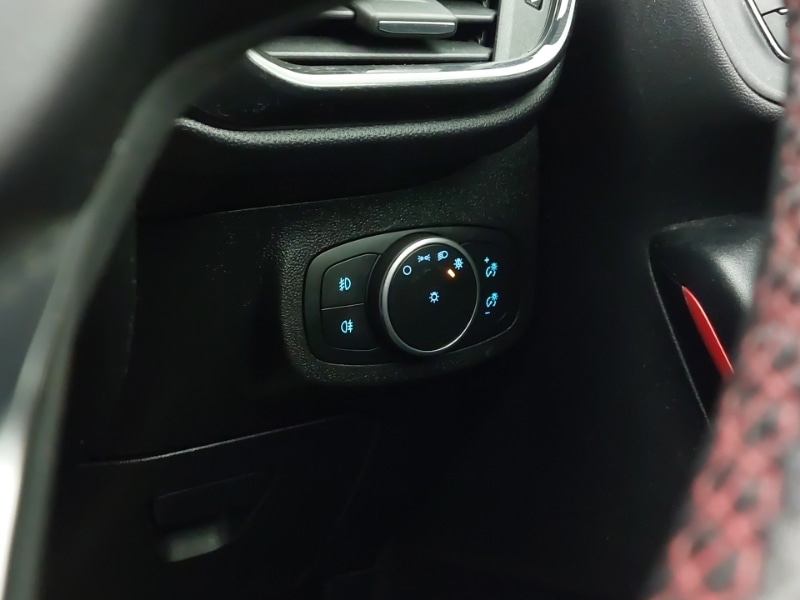 Used Ford Fiesta 2018 for sale - 76815922: Photo 13