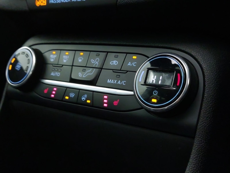 Used Ford Fiesta 2018 for sale - 76815922: Photo 15