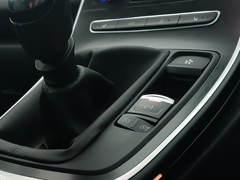 Used Renault Scenic 2017 for sale - 76906573: Photo 13