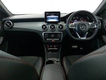 Used Mercedes-Benz GLA 2018 for sale - 78621947: Photo
