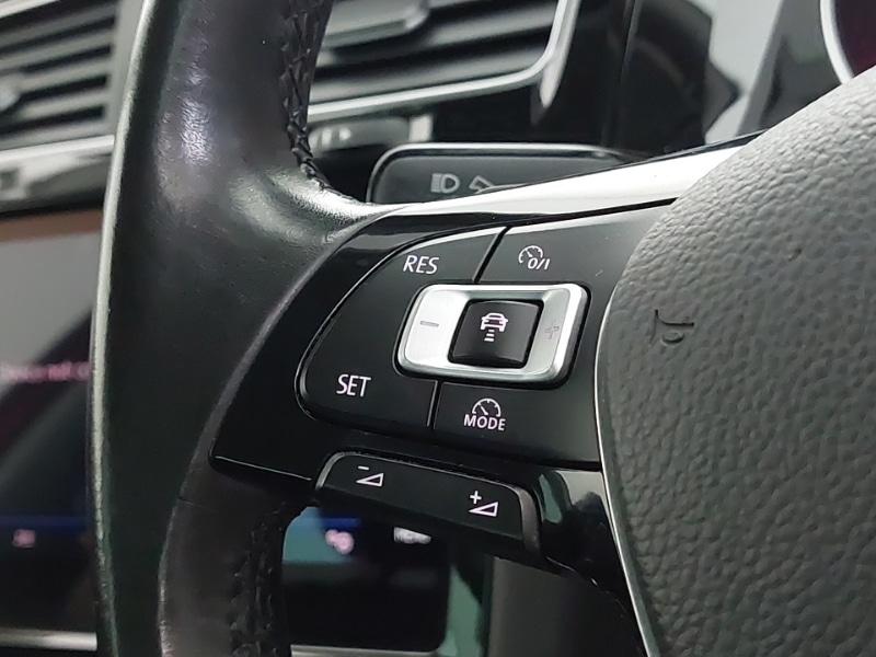 Used Volkswagen Golf 2018 for sale - 76431582: Photo 18