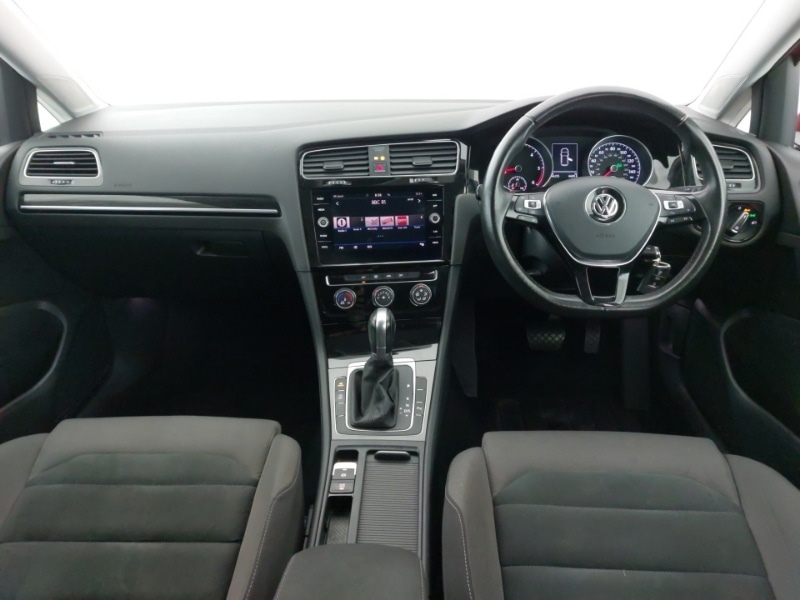 Used Volkswagen Golf 2018 for sale - 76431582: Photo 2