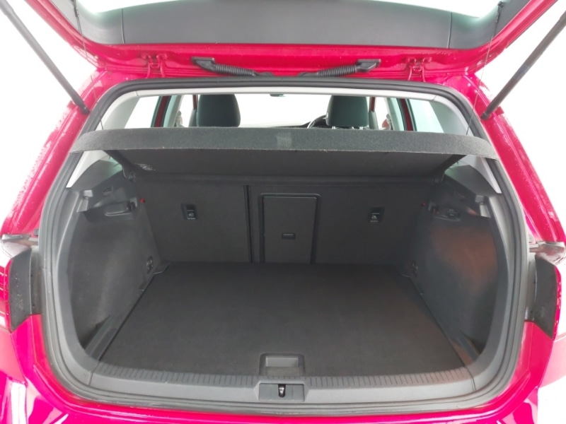 Used Volkswagen Golf 2018 for sale - 76431582: Photo 8