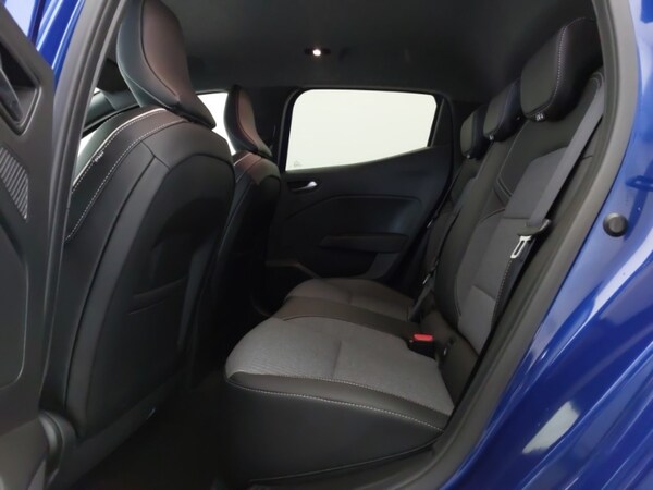 Used Renault Clio 2023 for sale - 76244270: Photo 6