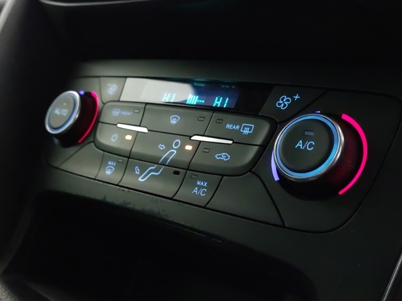 Used Ford Focus 2018 for sale - 76897613: Photo 16