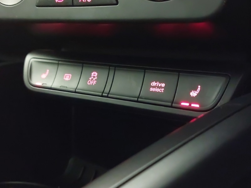 Used Audi A1 2016 for sale - 76707858: Photo 16