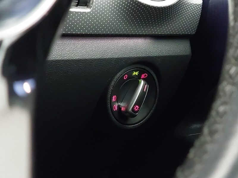 Used Volkswagen up! 2018 for sale - 77832412: Photo 12