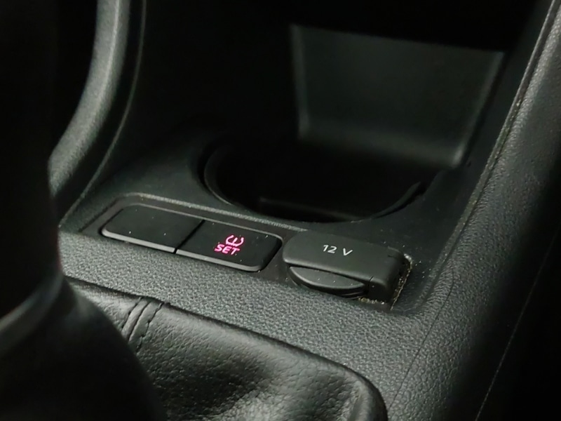 Used Volkswagen up! 2018 for sale - 77832412: Photo 18