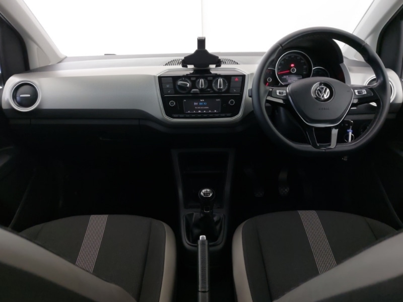 Used Volkswagen up! 2018 for sale - 77832412: Photo 2