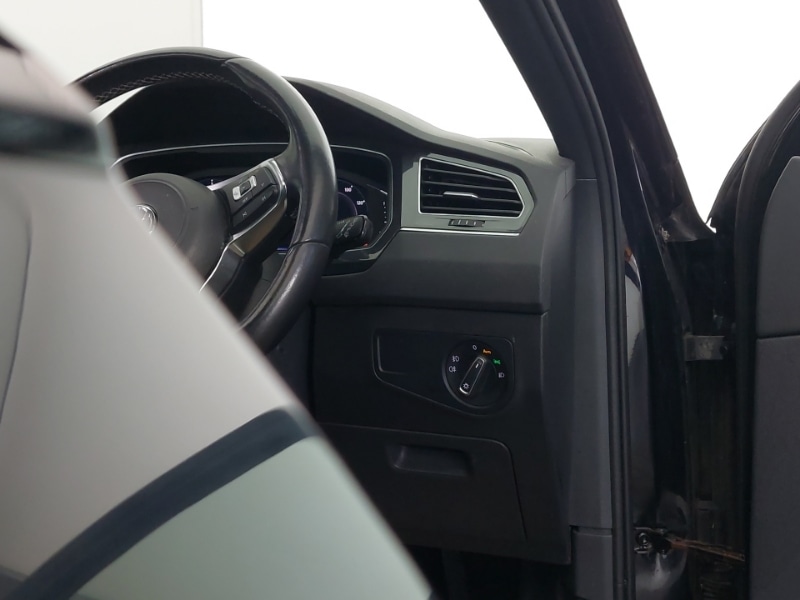 Used Volkswagen Tiguan 2020 for sale - 77956587: Photo 12