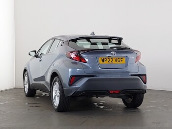Used Toyota C-HR 2022 for sale - 75470628: Photo