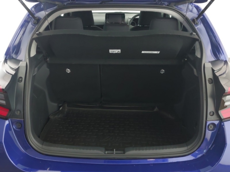 Used Toyota Yaris 2023 for sale - 76321378: Photo 8