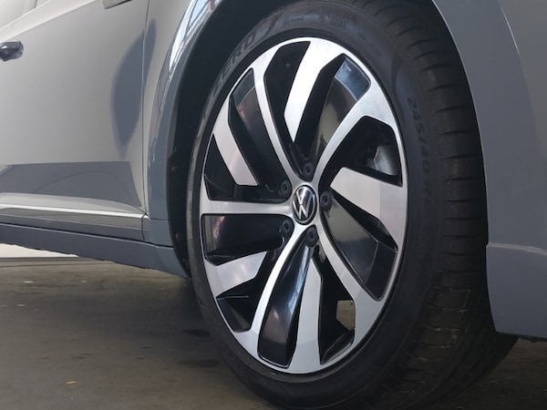 Used Volkswagen Arteon 2024 for sale - 75205106: Photo 9