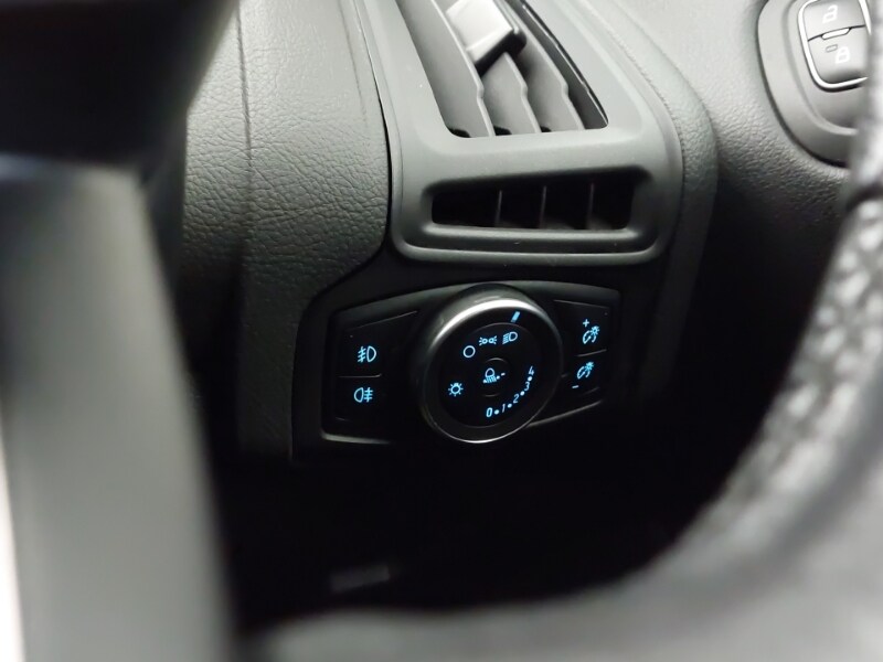 Used Ford Focus 2018 for sale - 77652379: Photo 13