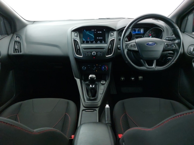 Used Ford Focus 2018 for sale - 77652379: Photo 2