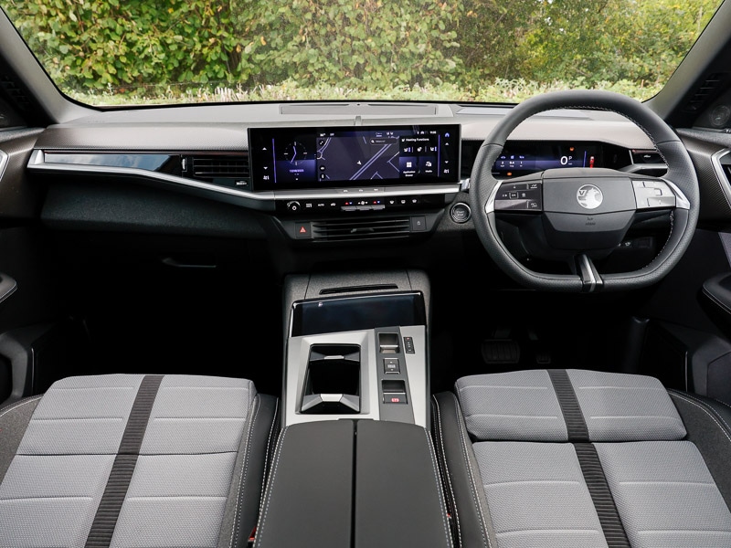 Used Vauxhall Grandland 2025 for sale - 77922222: Photo 2