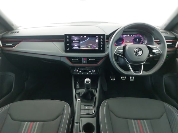 Used Skoda Kamiq 2024 for sale - 76116326: Photo 2