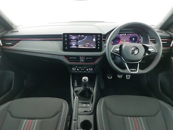 Used Skoda Kamiq 2024 for sale - 76116326: Photo 2
