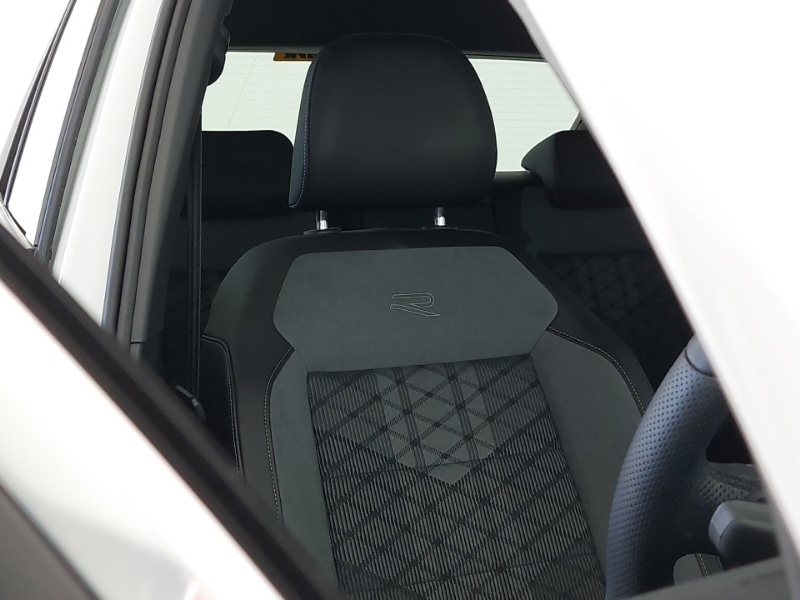 Used Volkswagen T-Roc 2025 for sale - 77105452: Photo 12